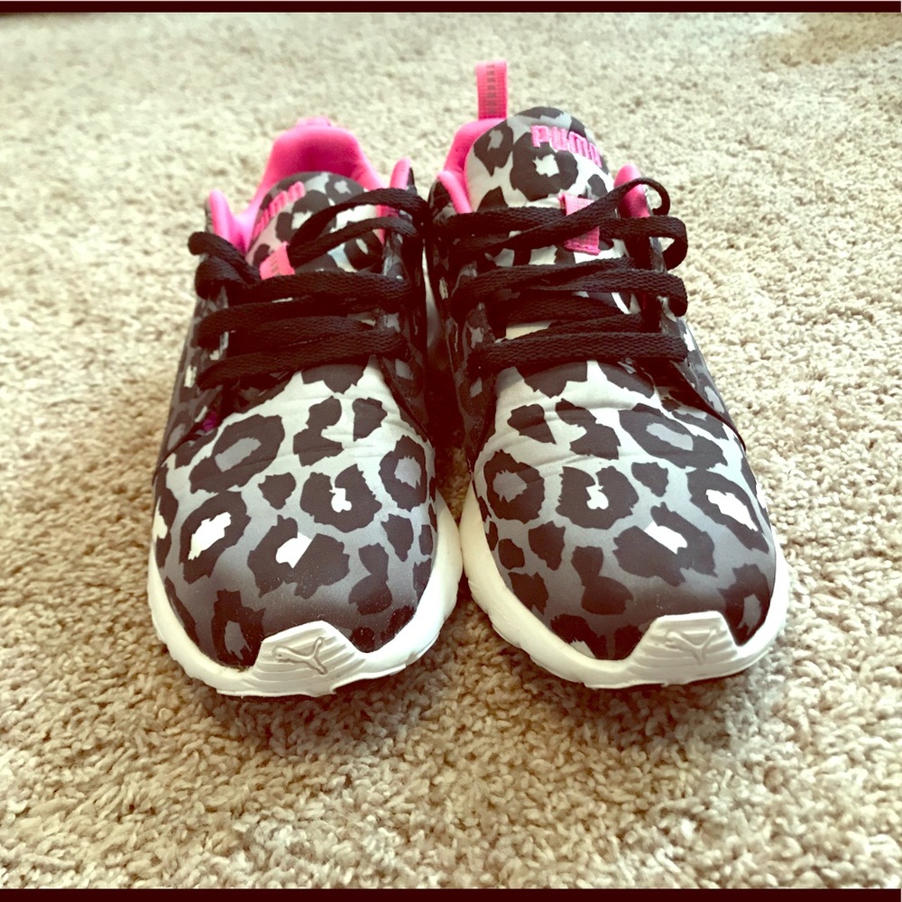 Women’s Puma Sneakers